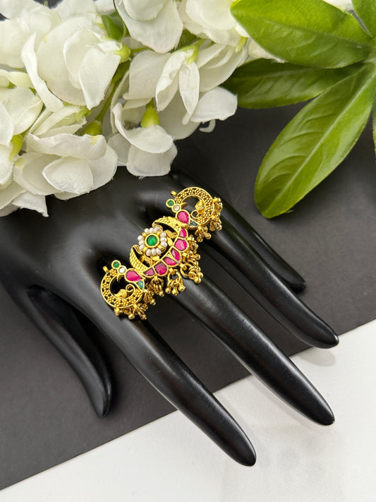 Pachi kundan ring