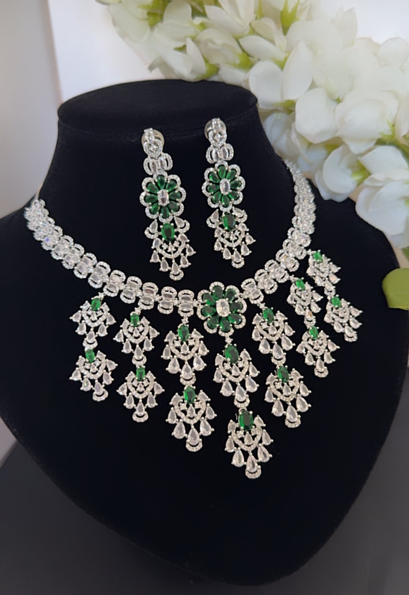 Necklace set