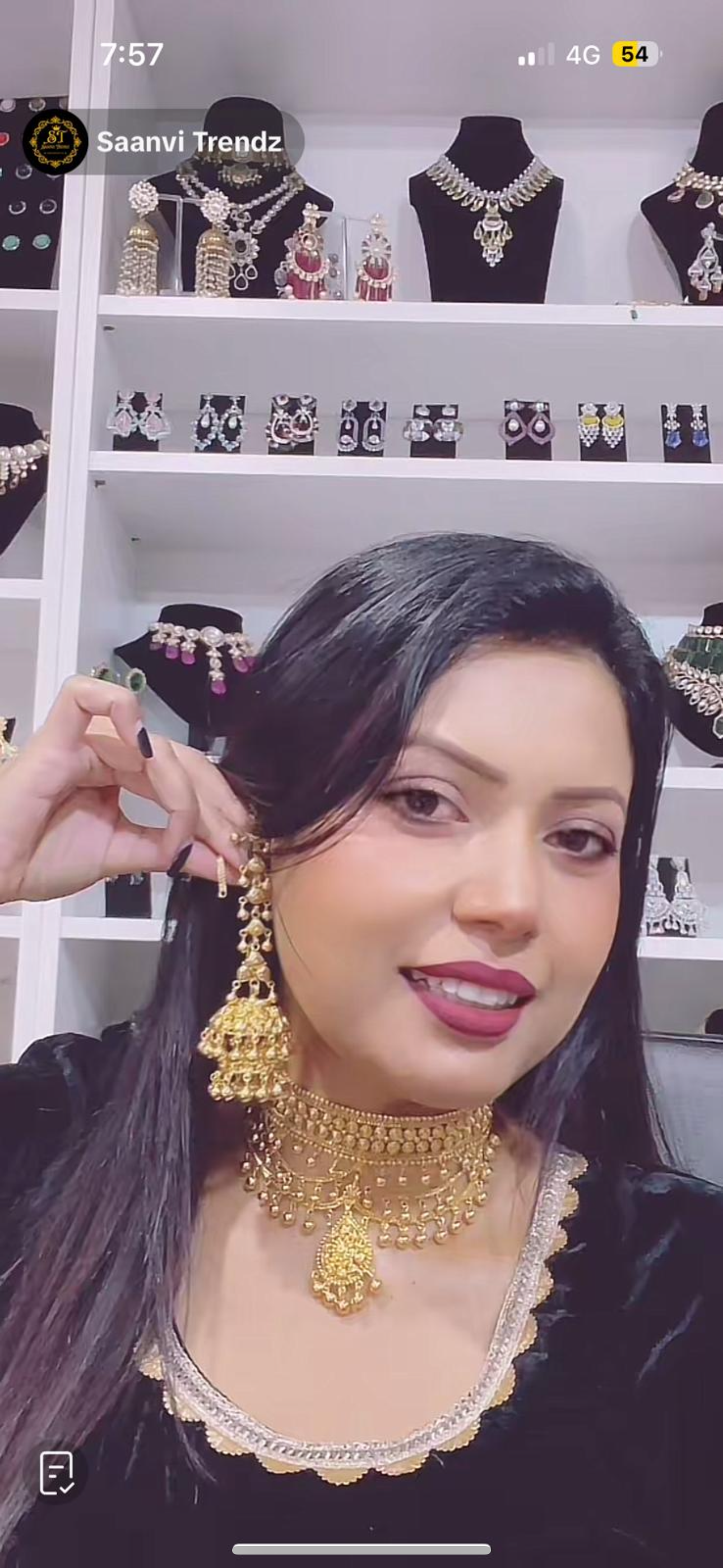Gold look set