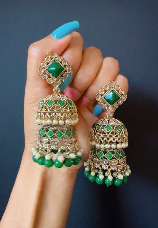 Jhumki green