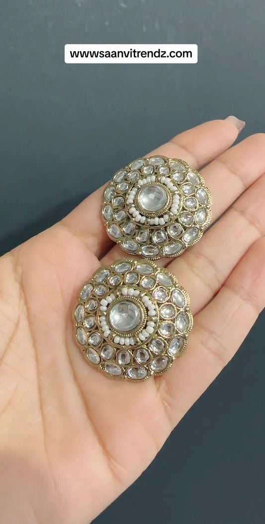 Kundan studs white Golden