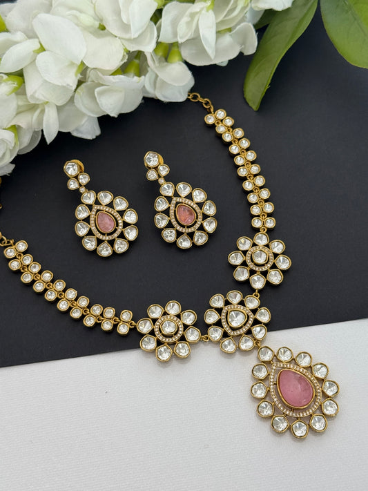 Premium necklace set