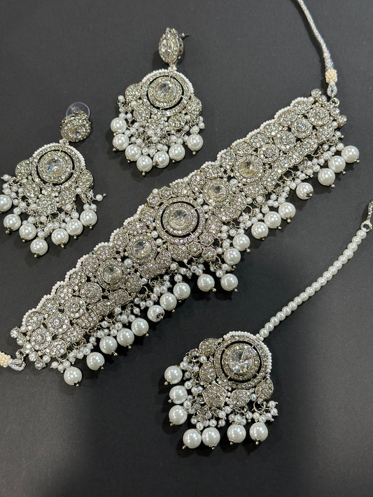 Silver white set