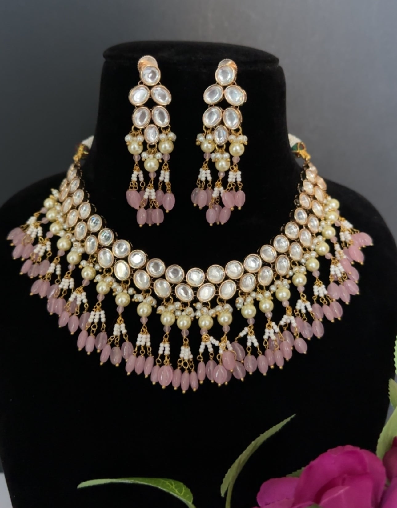 Pink necklace set