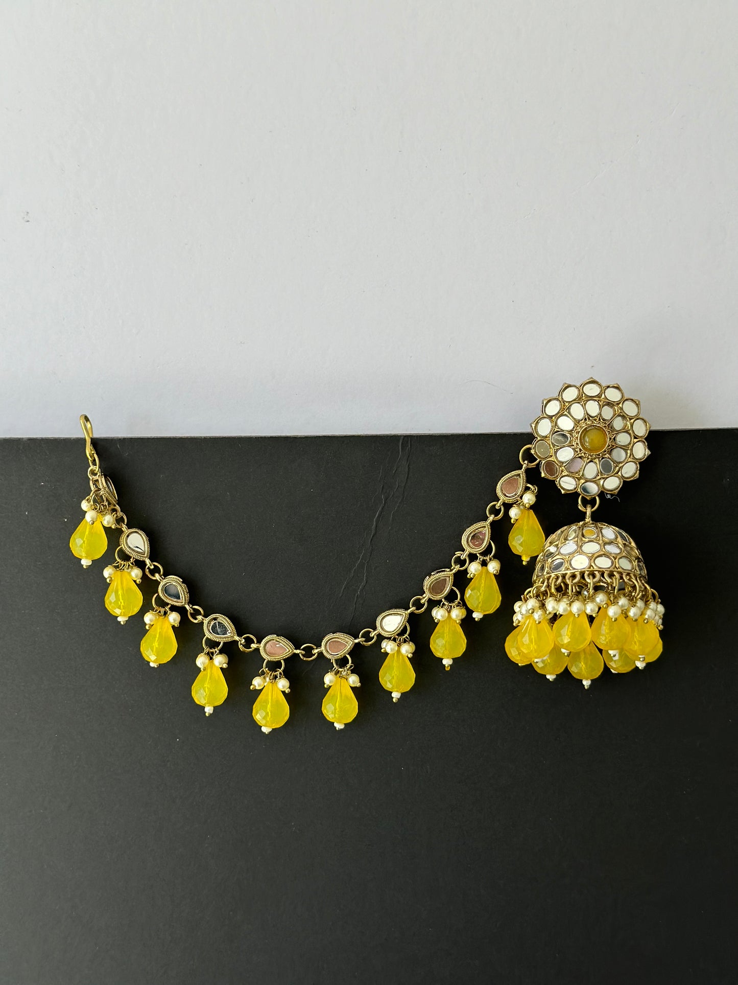 Jhumka with Sahara