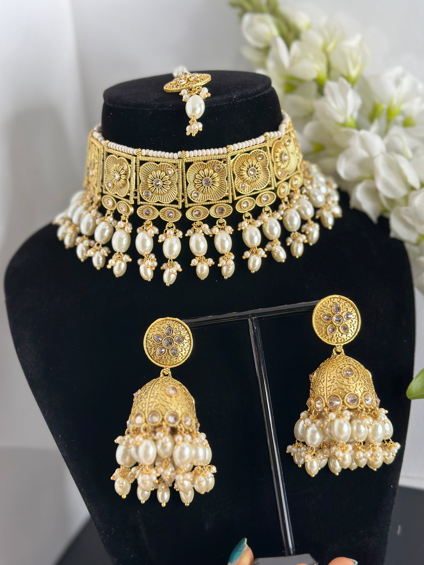 Jaisvi choker set