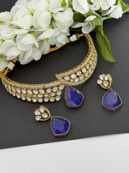 Premium choker set