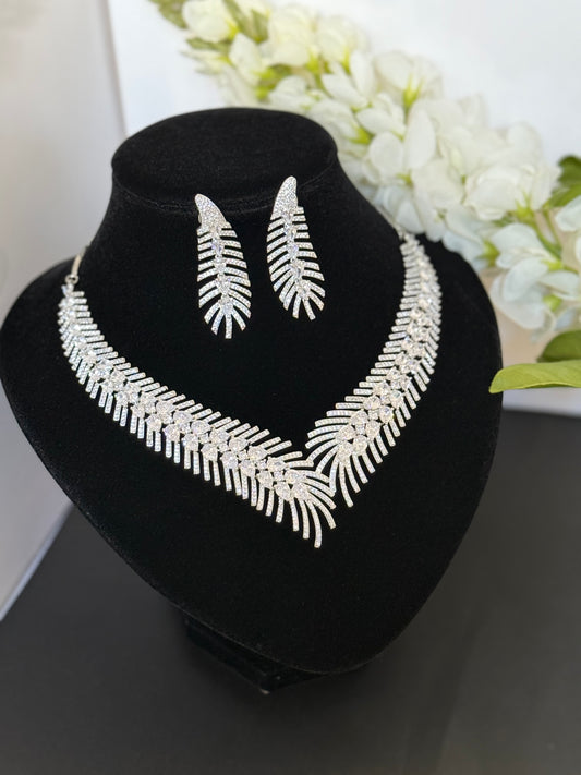 Premium necklace set