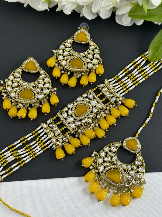 Kundan choker set