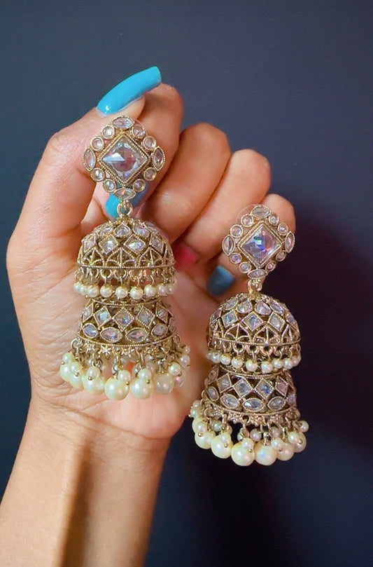 Jhumki white golden