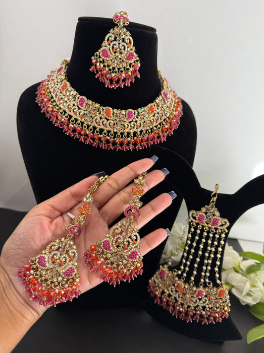 Saanvi necklace set