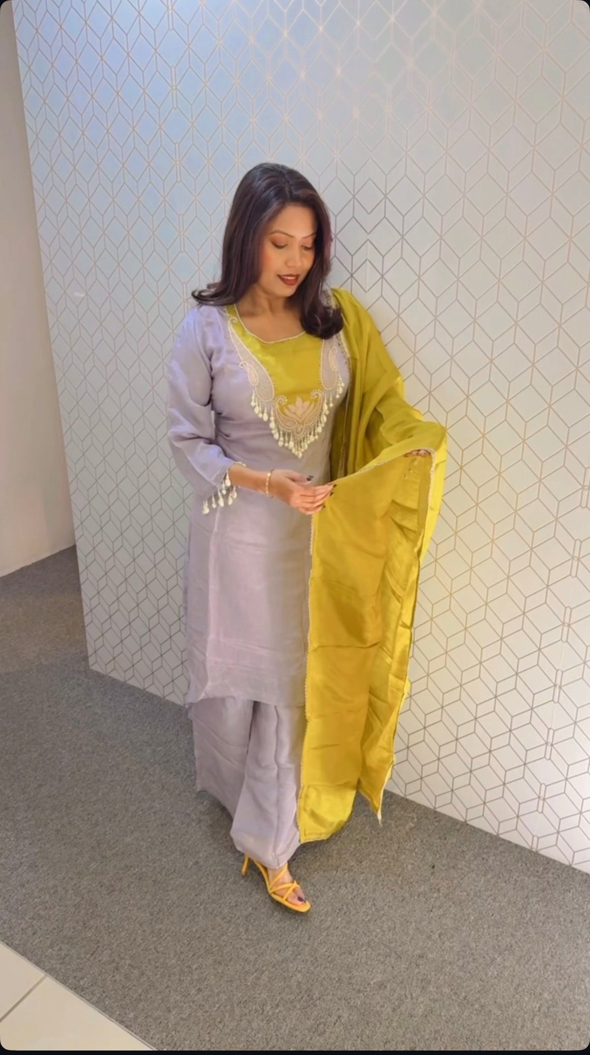 Party wear suit
