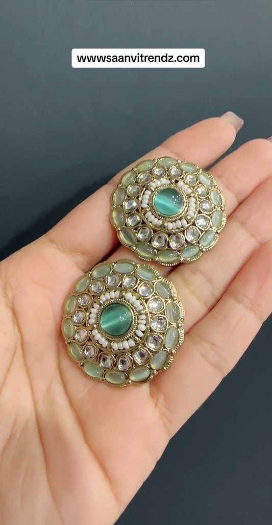 Kundan studs mint
