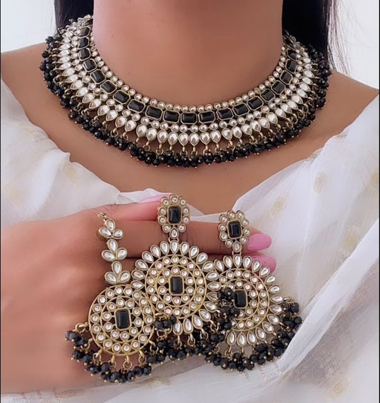 Kundan necklace set in black colour