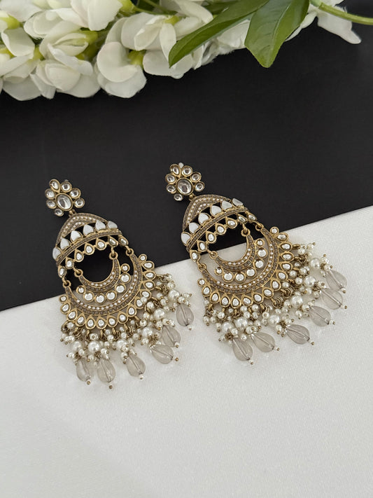 Kundan earrings