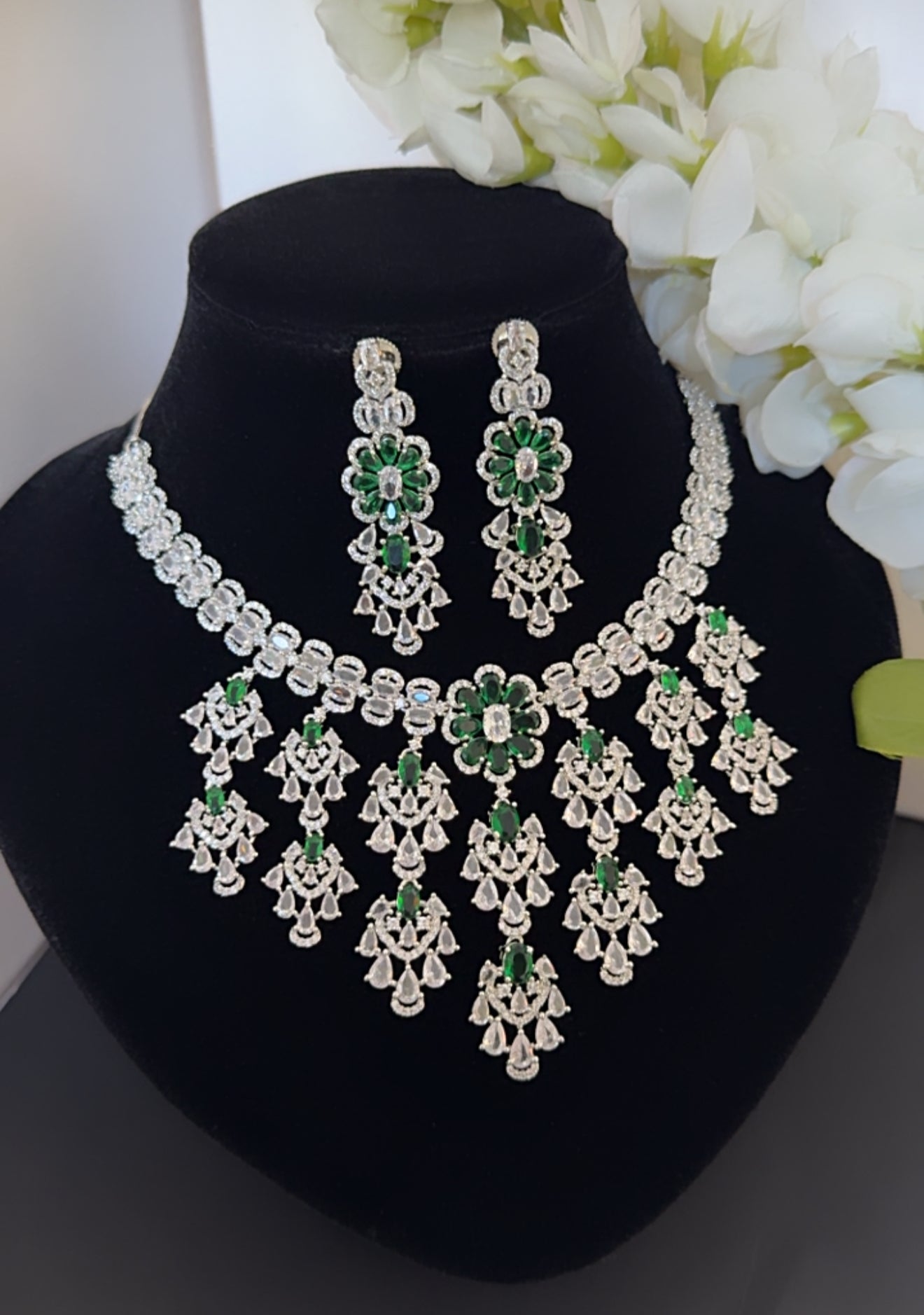 Necklace set