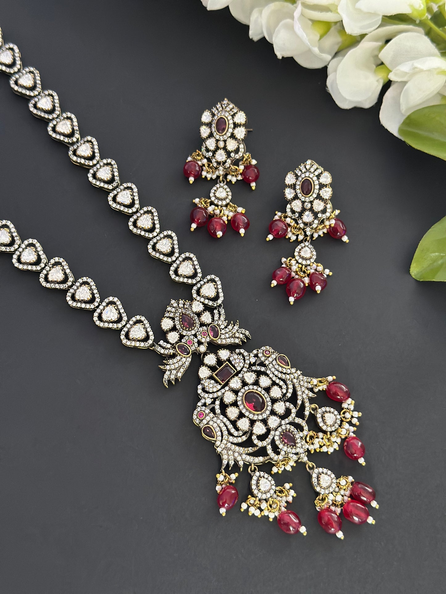 Premium necklace set