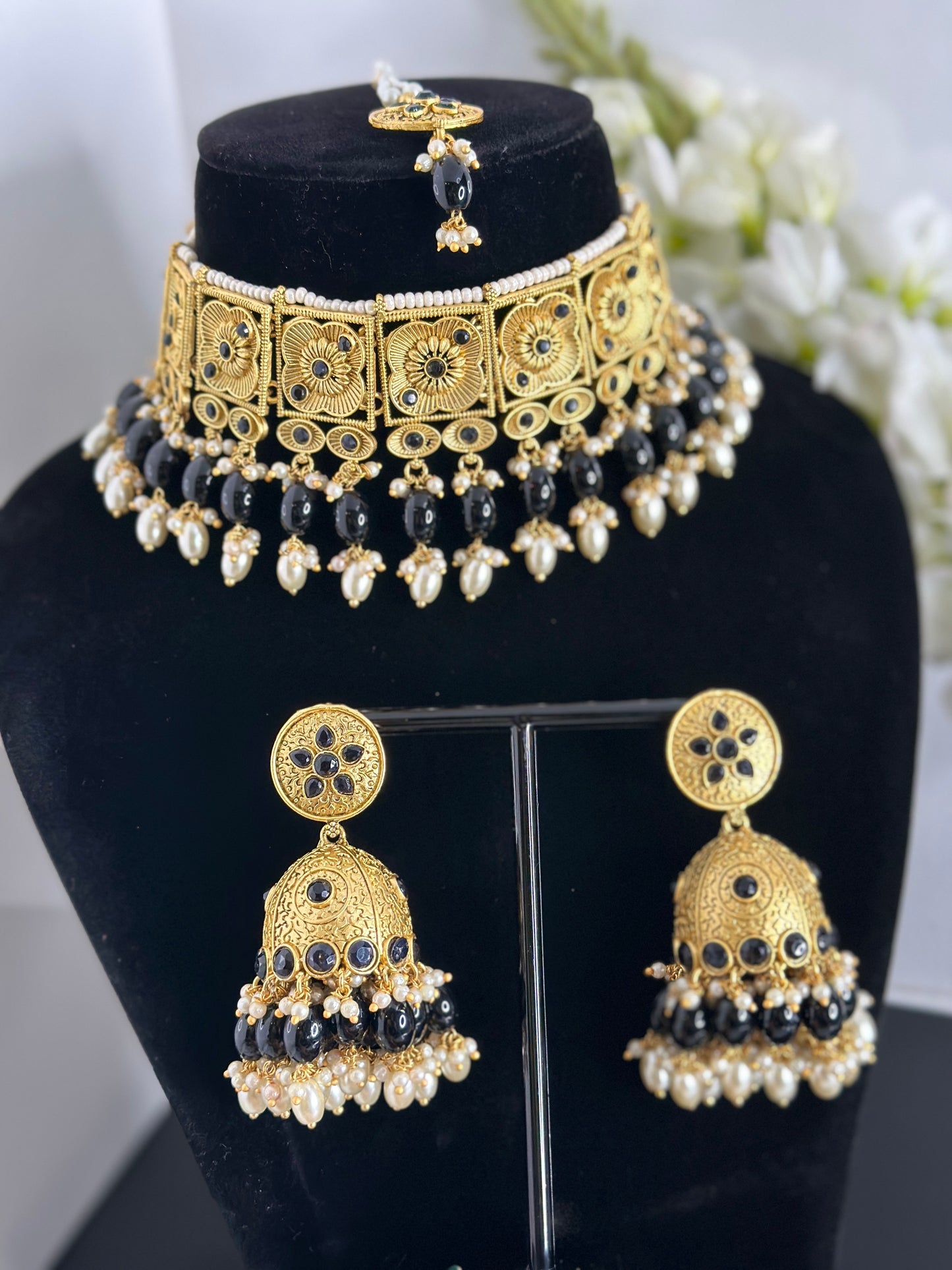 Jaisvi choker set