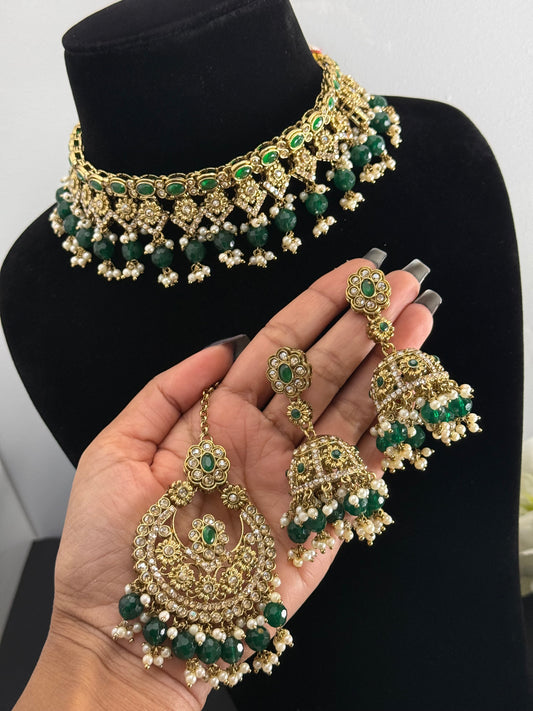 Choker set