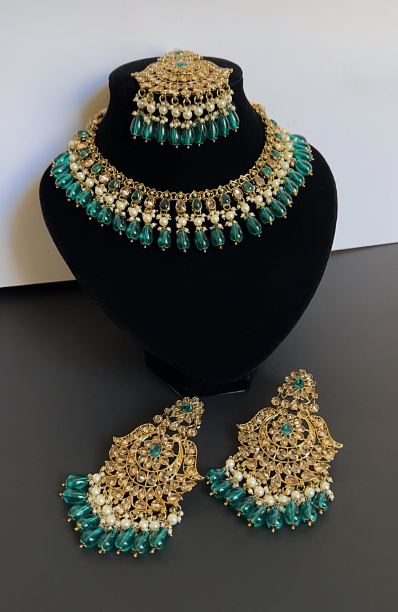 Necklace set Teal or peacock