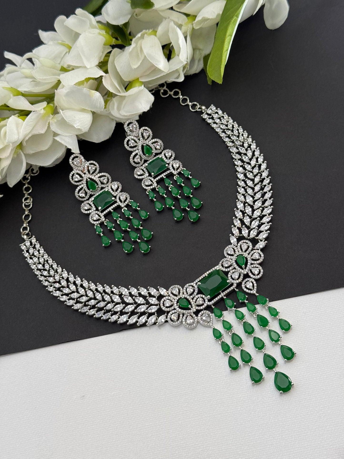 Necklace set