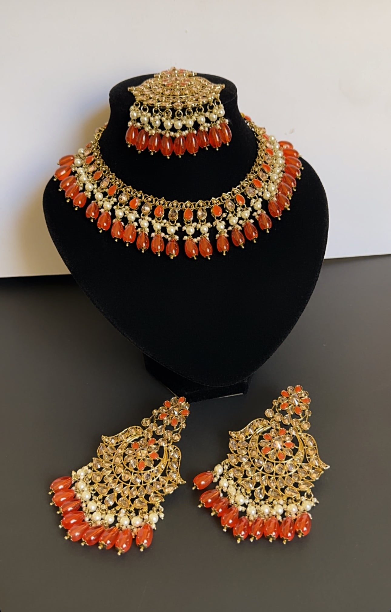 Necklace set orange