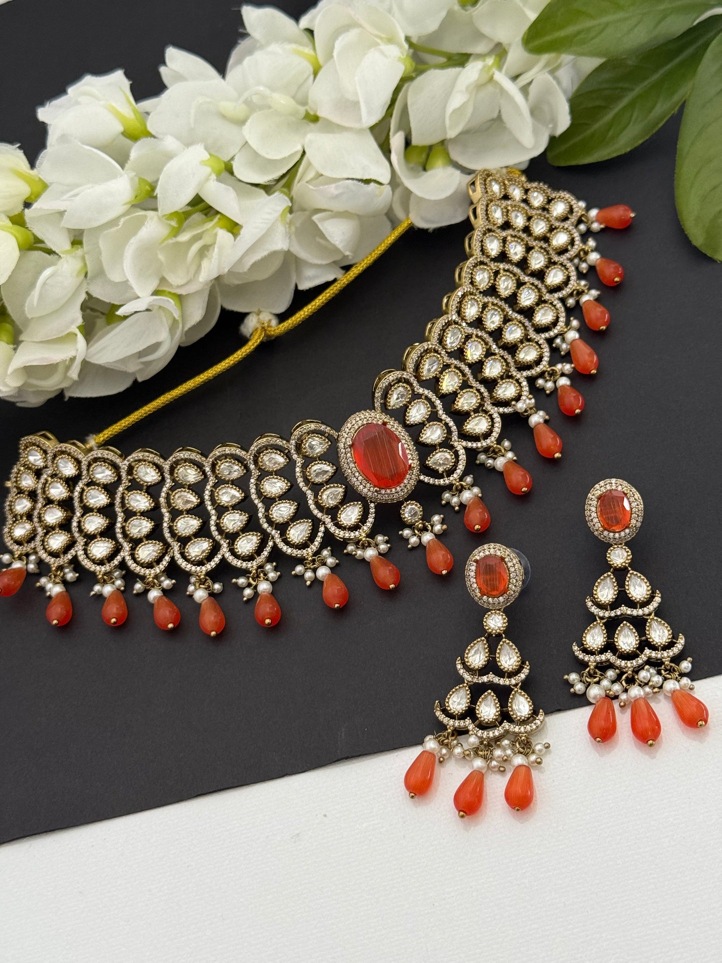 Premium choker set