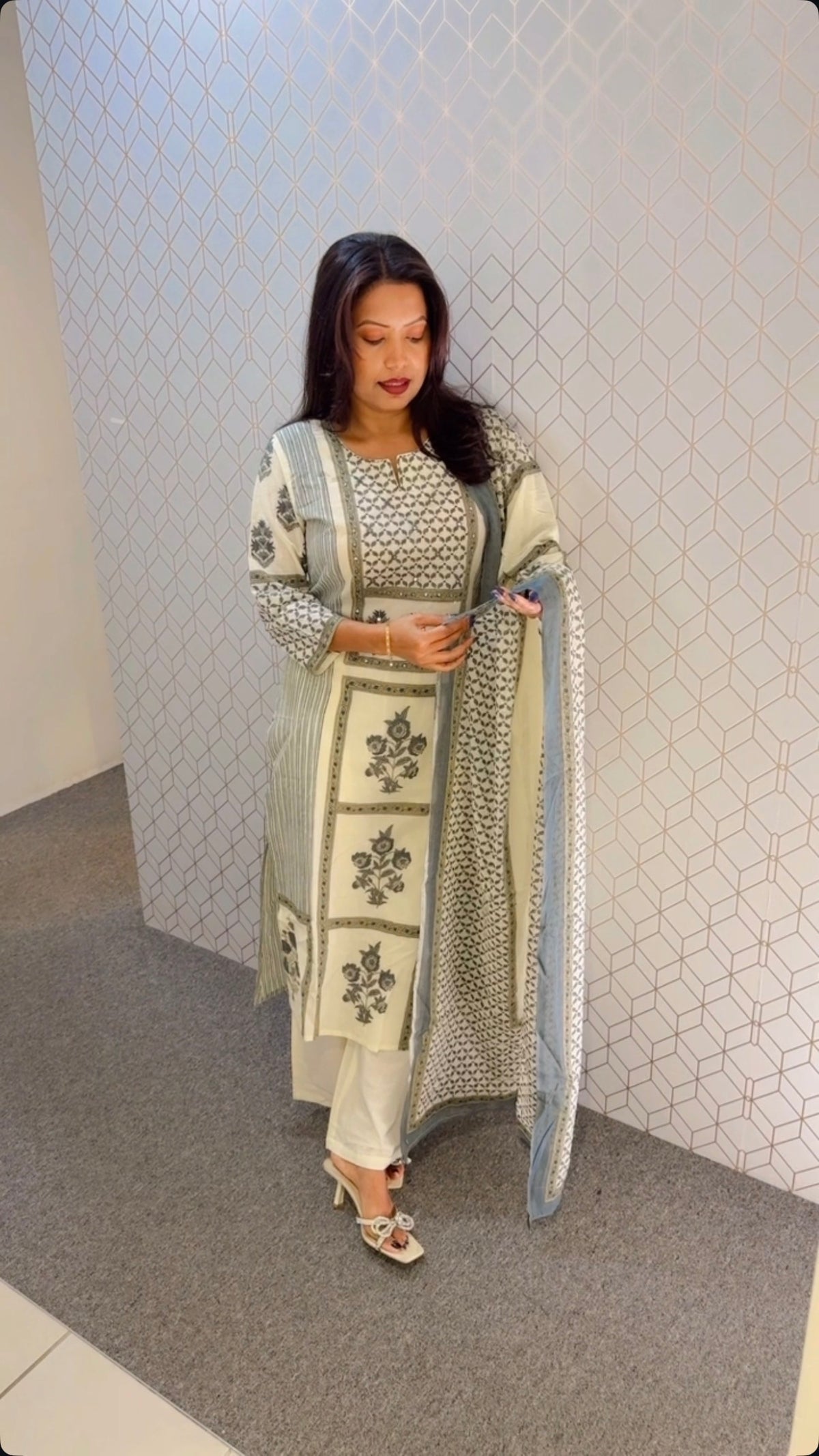 Cotton suit