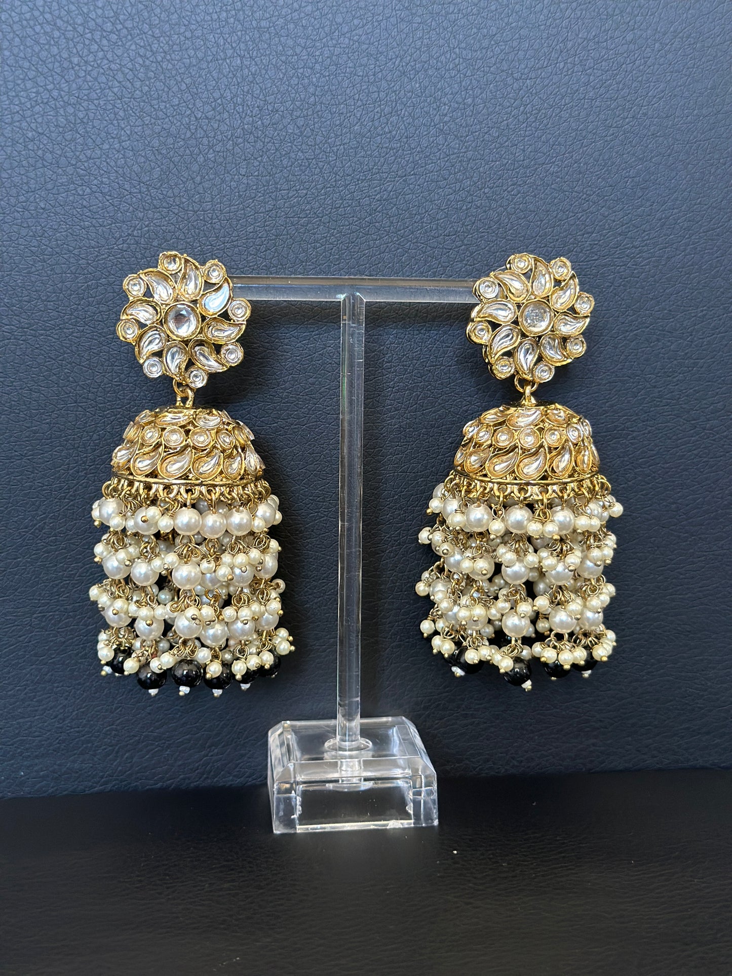 Kundan jhumki