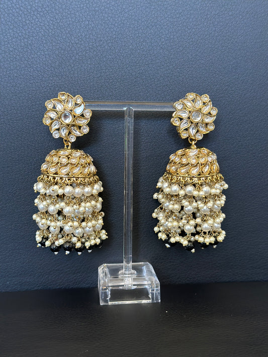 Kundan jhumki
