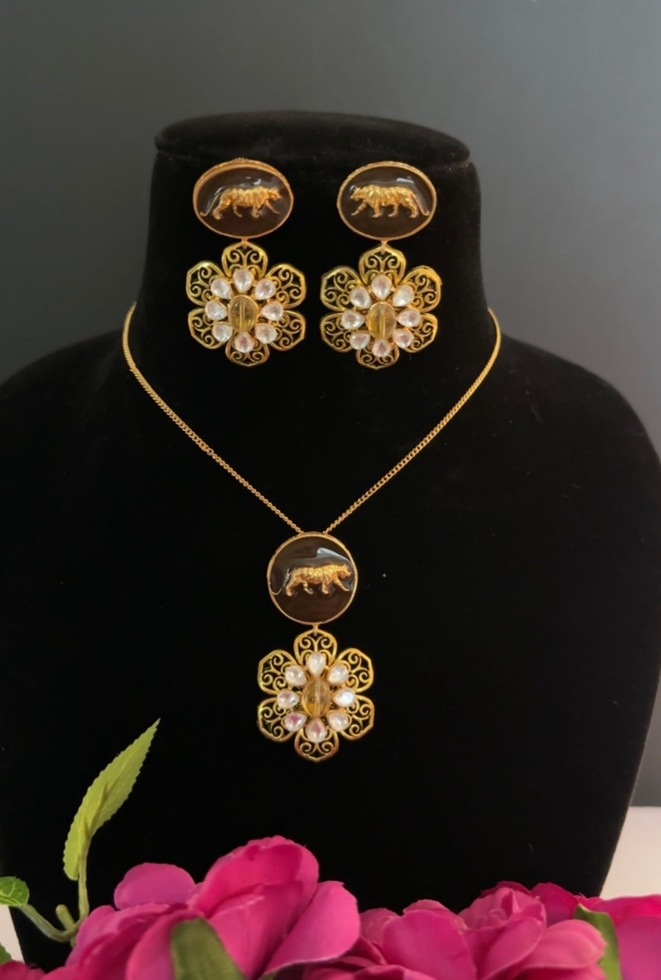 Sabyasachi inspired necklace set