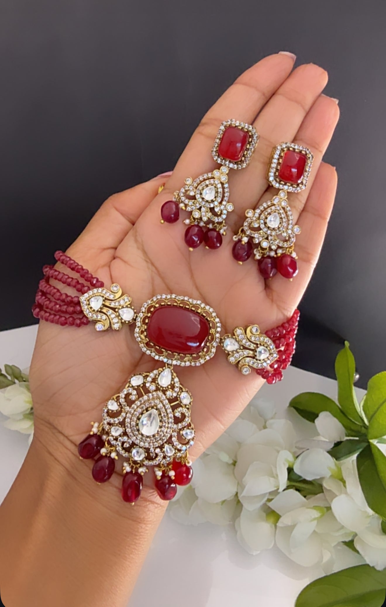 Premium choker set