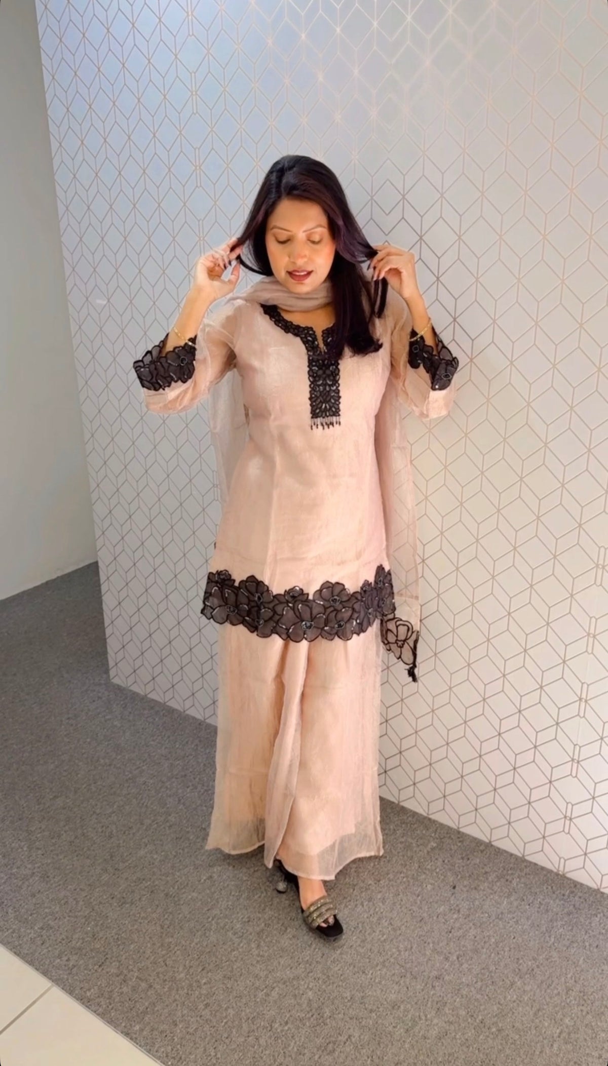 Party wear suit
