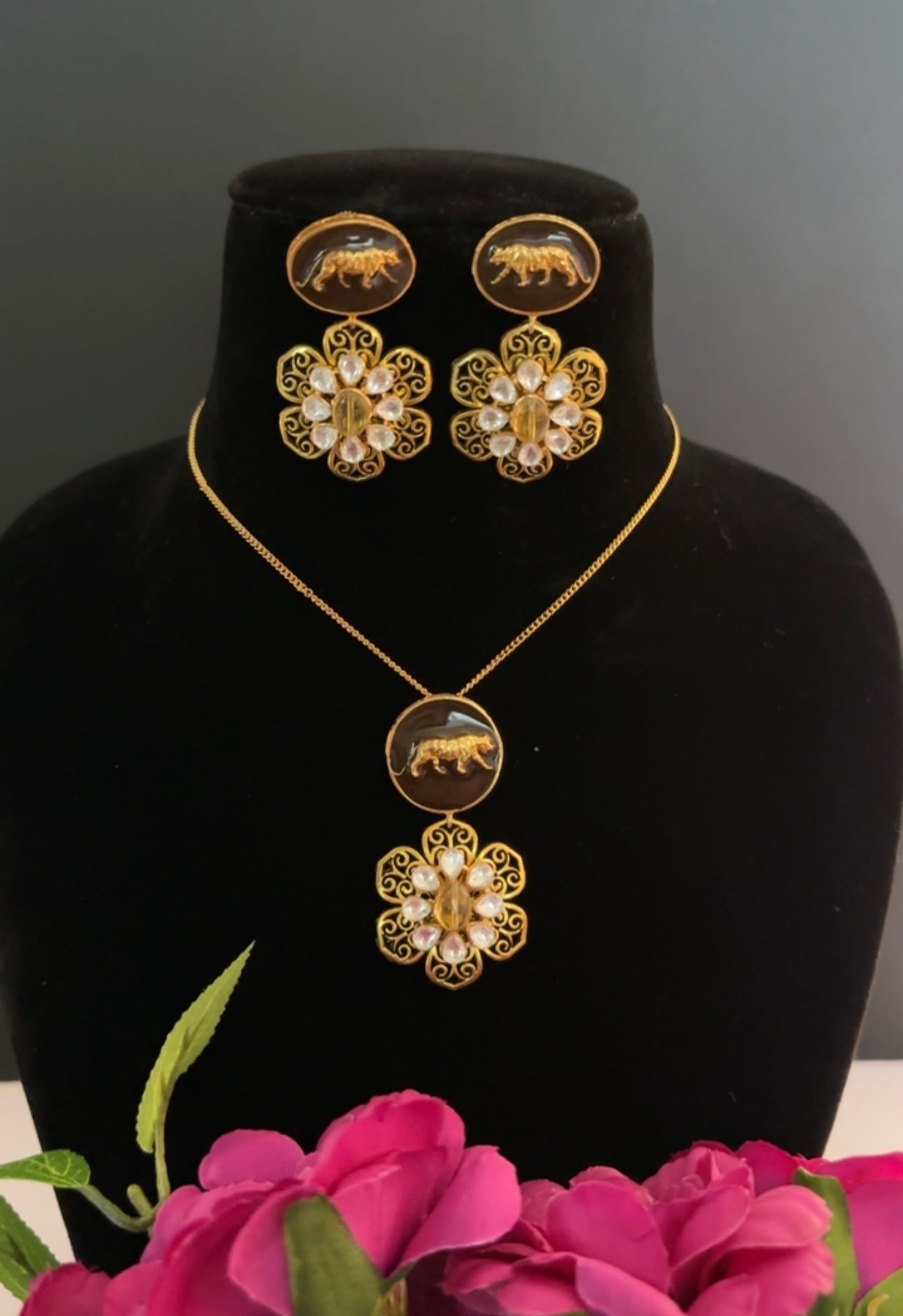 Sabyasachi inspired necklace set