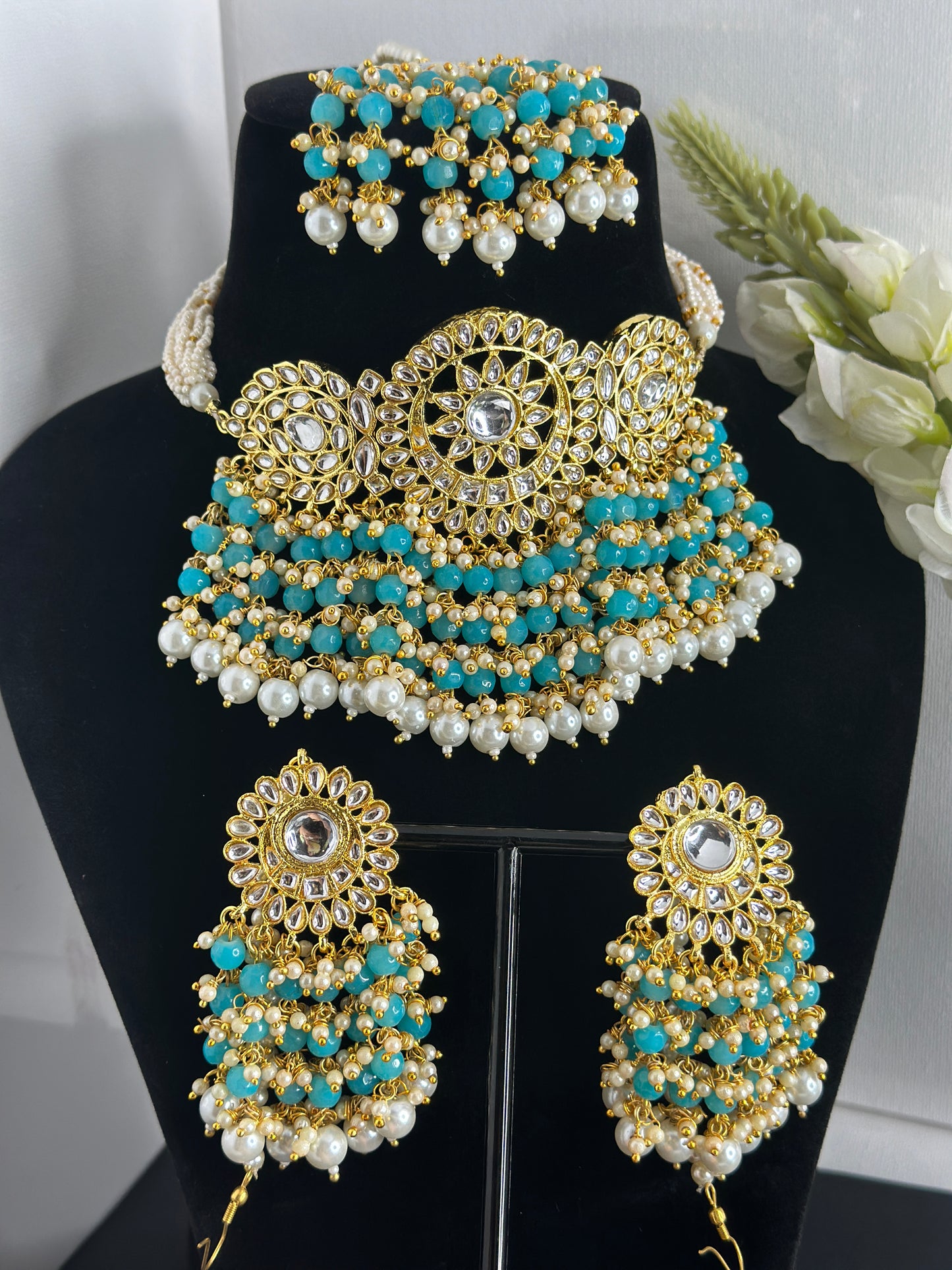 Kundan choker set