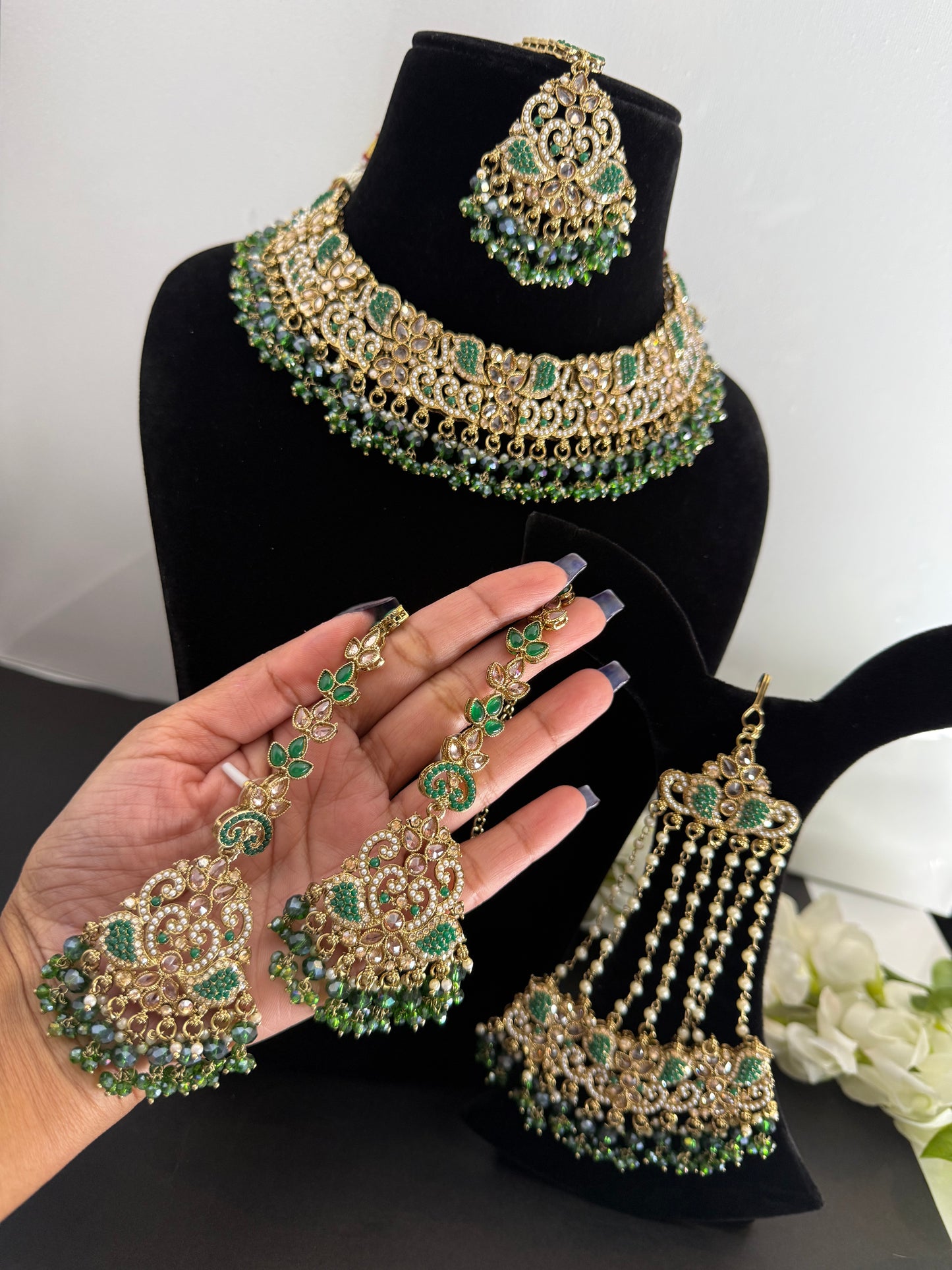 Saanvi Necklace set