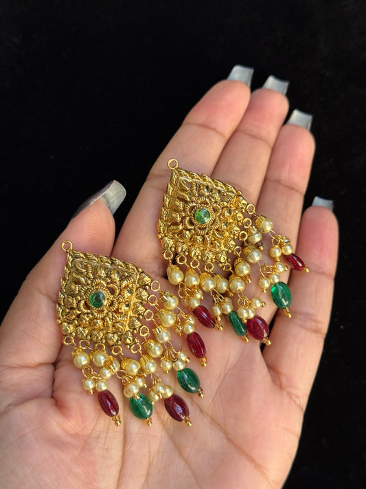 Gold look earrings
