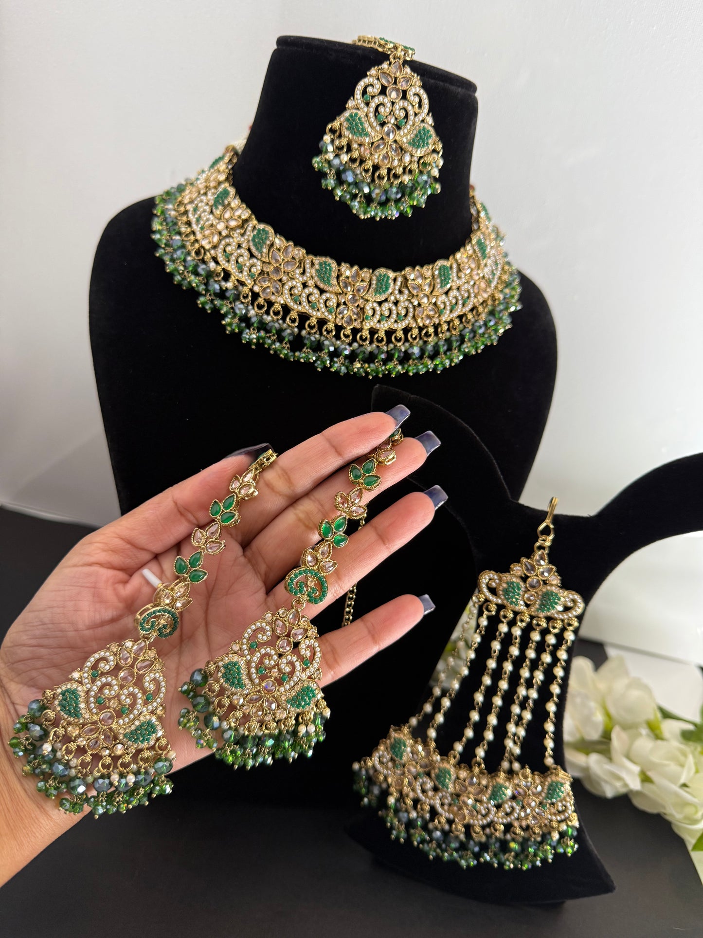 Saanvi Necklace set