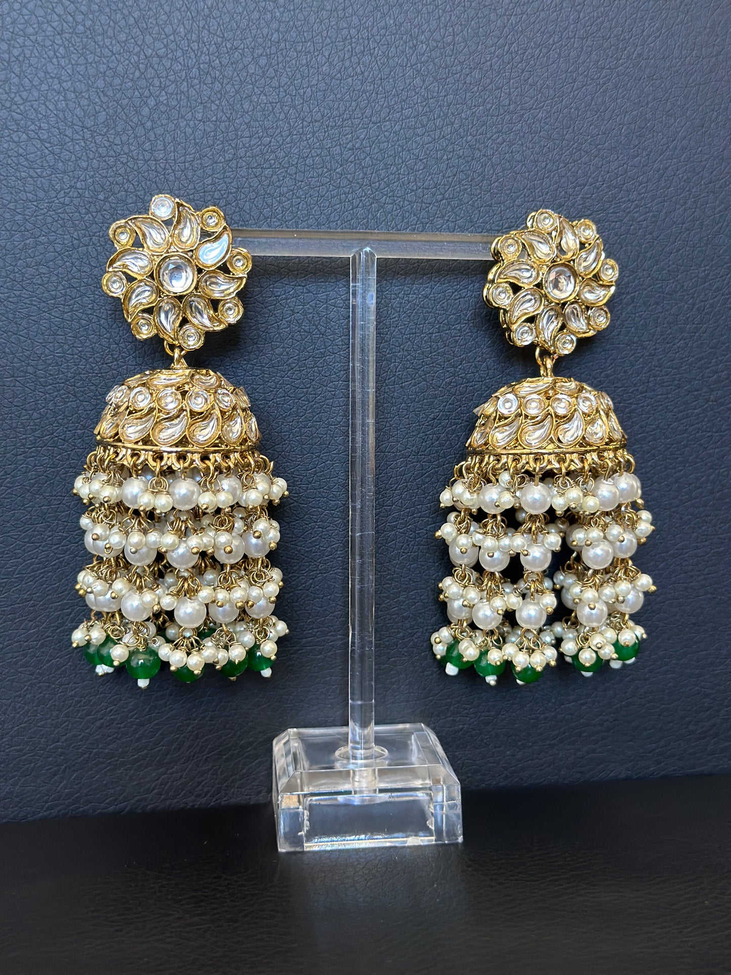 Kundan jhumki