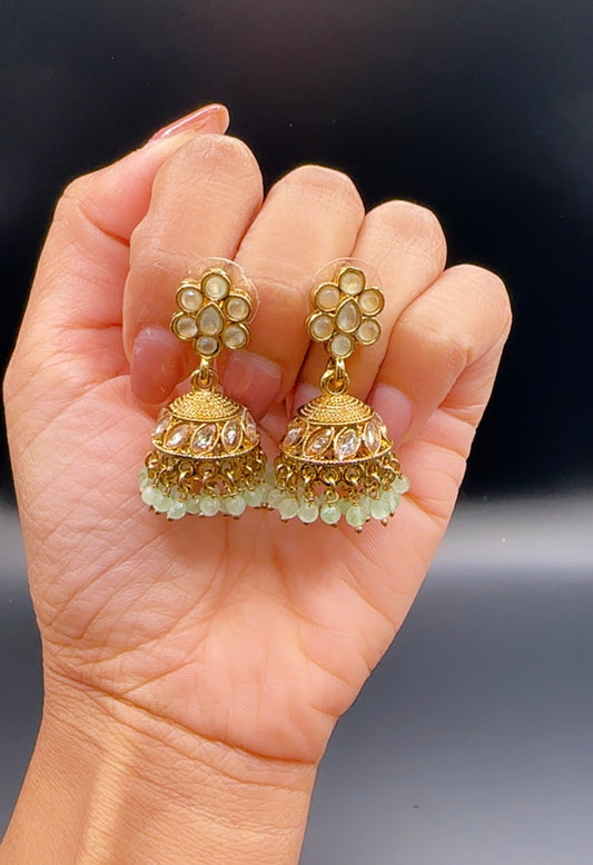 Mint jhumki