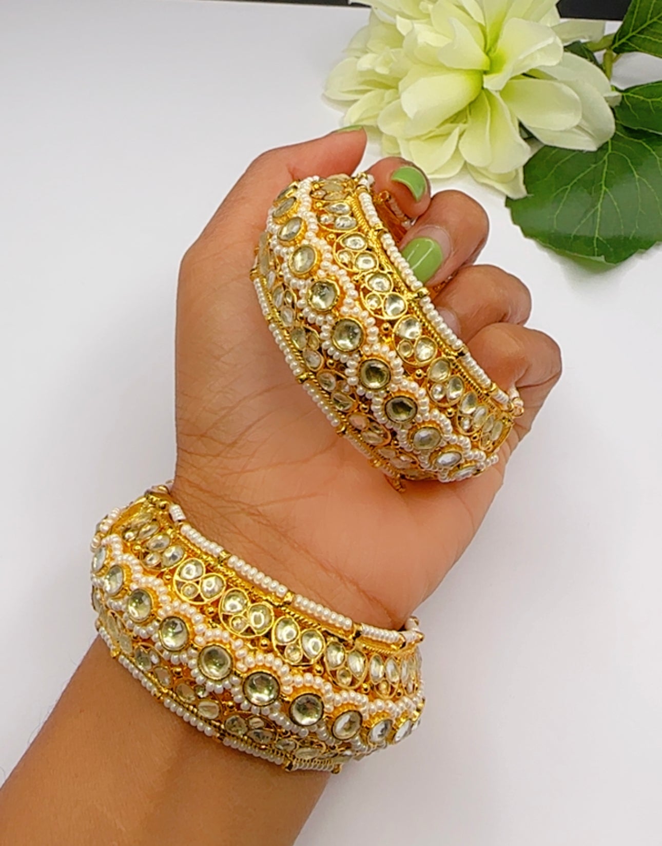 Pachi kundan bangles