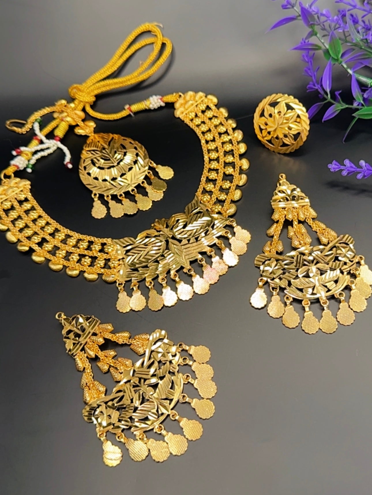 Gold look set