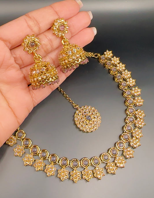 Light lavender necklace set