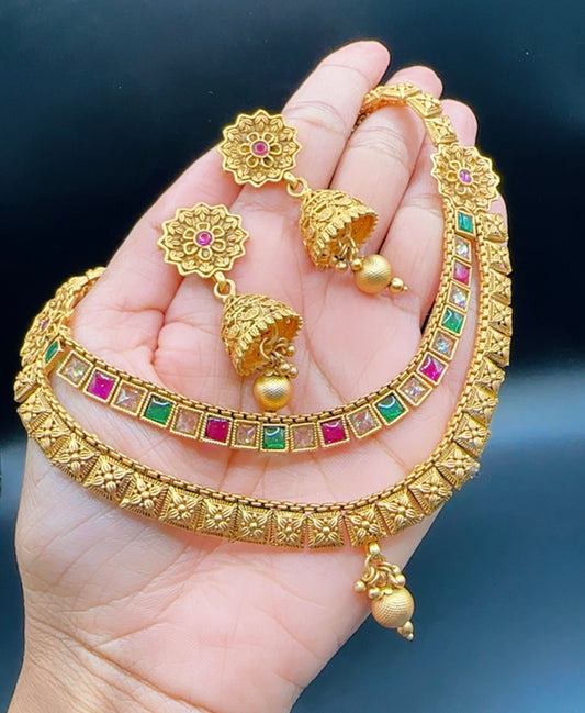 Necklace with jhumki