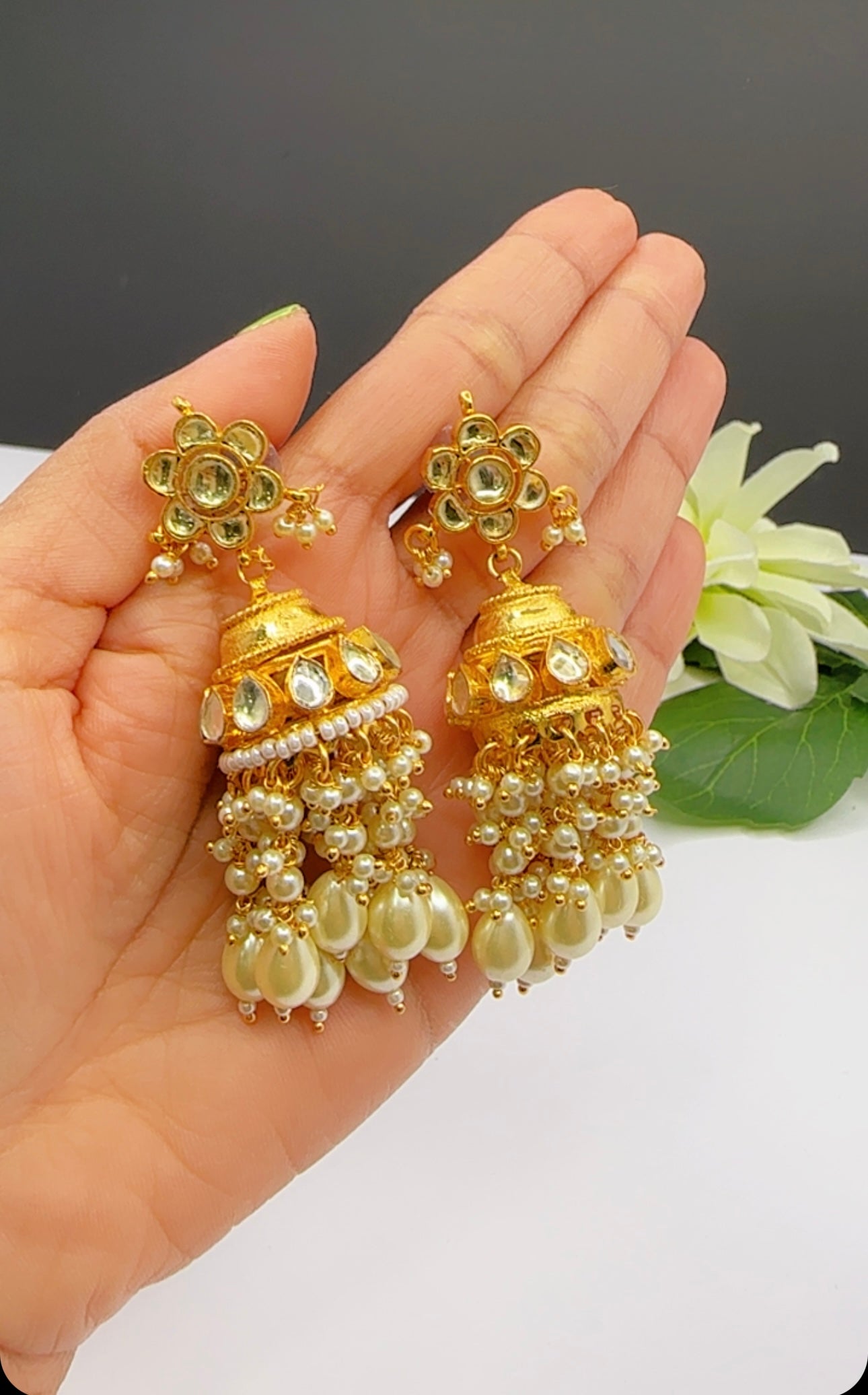 Pachi kundan jhumki