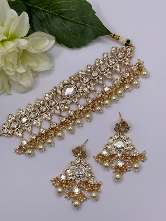 Tyaani inspired necklace set