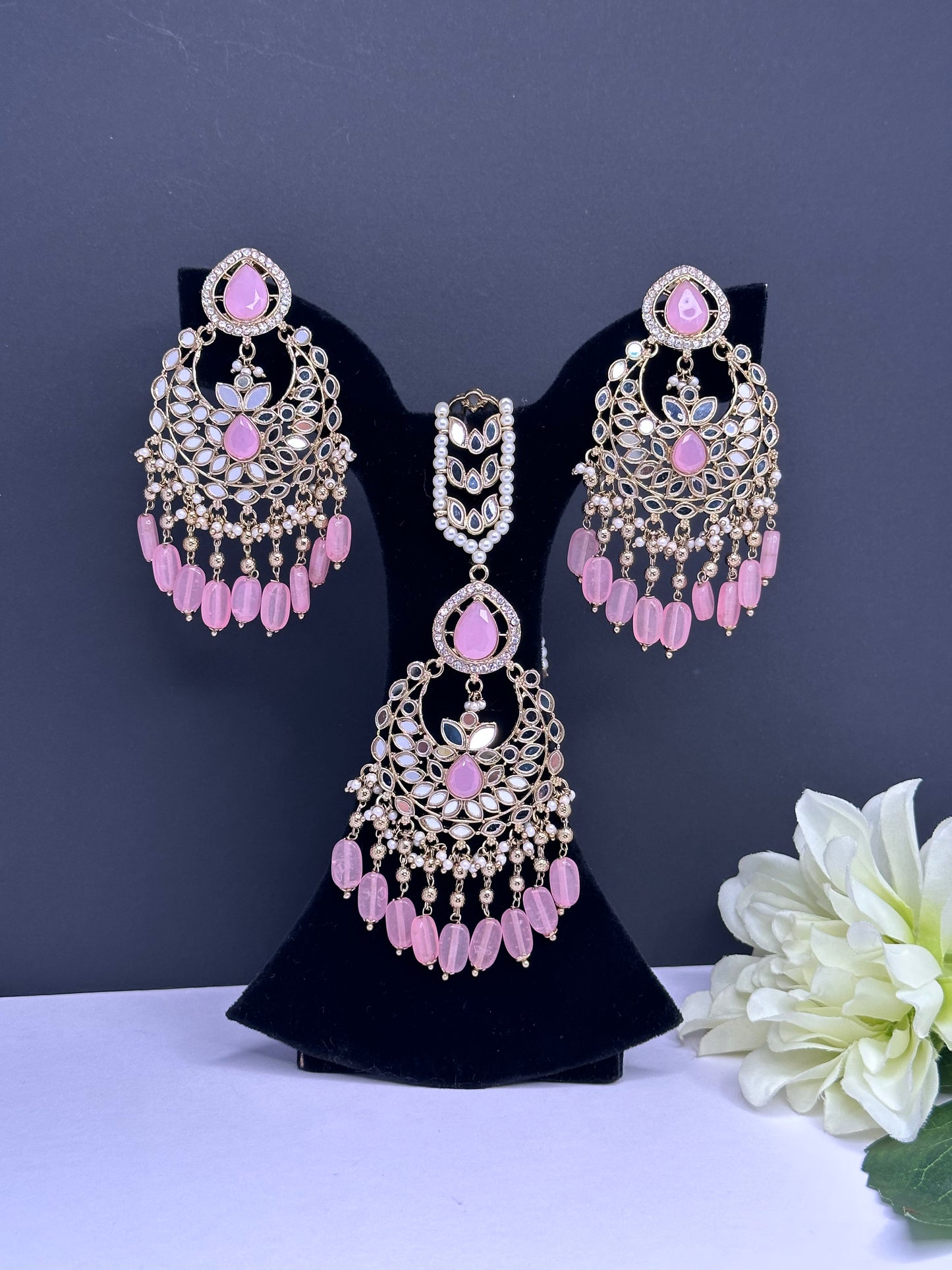 Mirror tikka set in pink