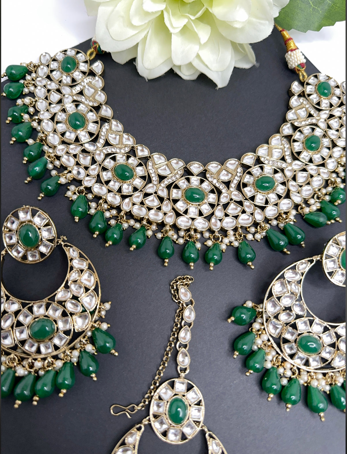 Kundan necklace set