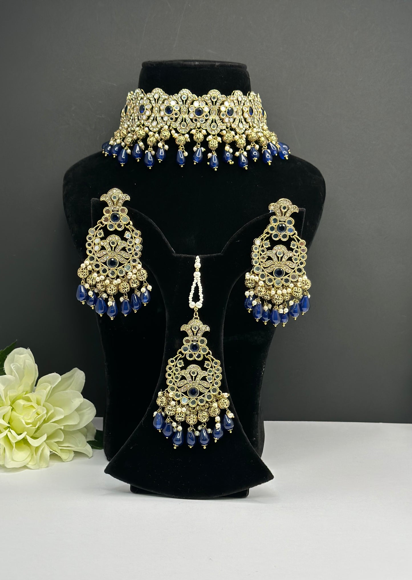 Mirror choker set blue