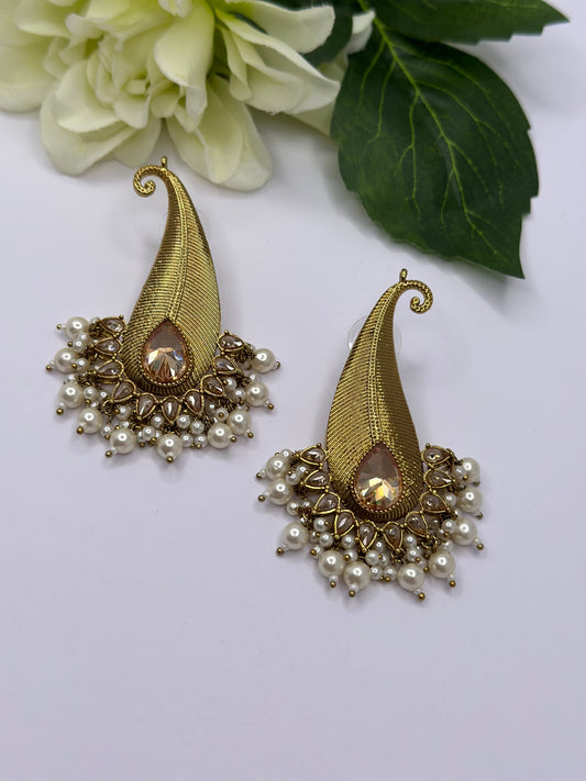 Kundan earrings